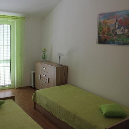 Apartment Mladen Biograd Na Moru Eksteriør bilde
