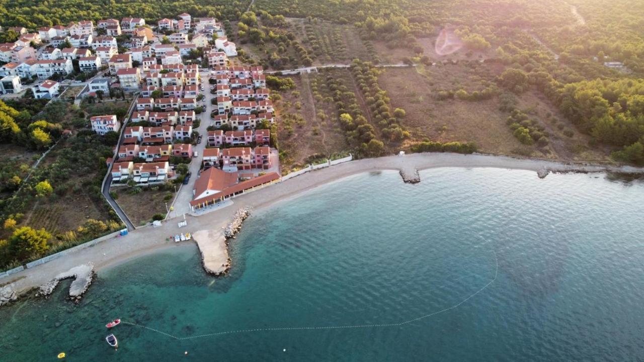 Apartment Mladen Biograd Na Moru Eksteriør bilde