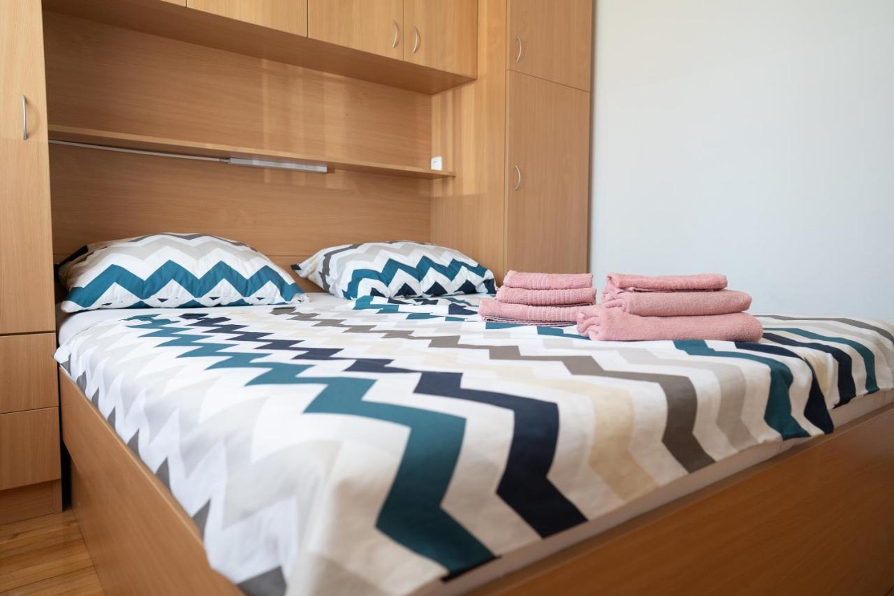 Apartment Mladen Biograd Na Moru Eksteriør bilde